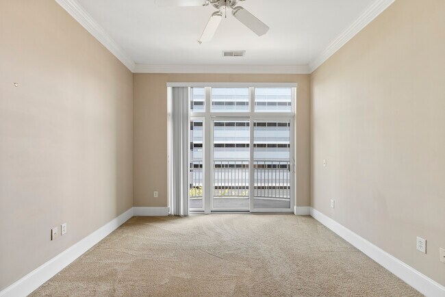 Building Photo - 317 W Morgan St