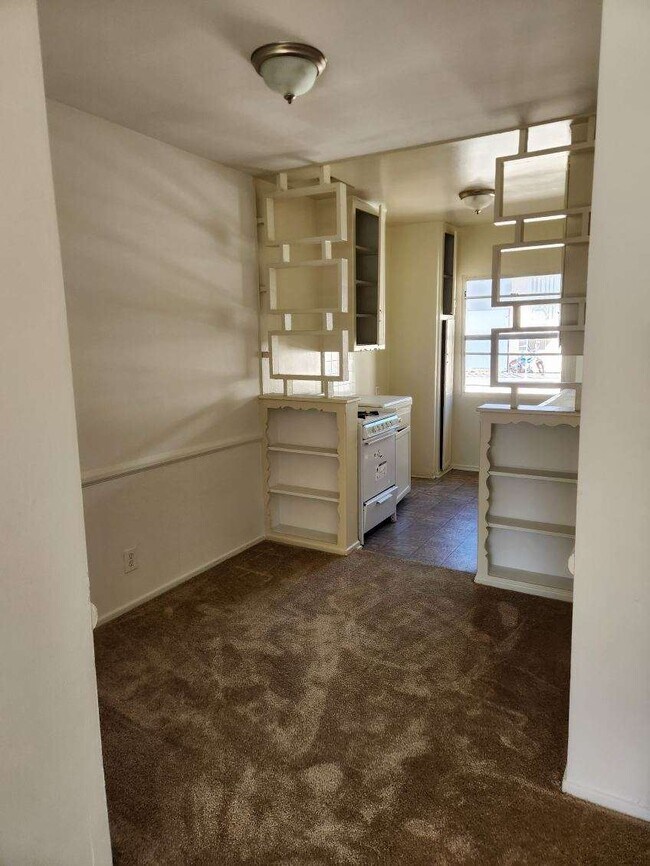 Foto del edificio - 539 S Serrano Ave