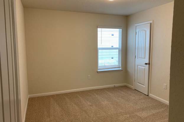 Foto del edificio - 2118 Silver Maple