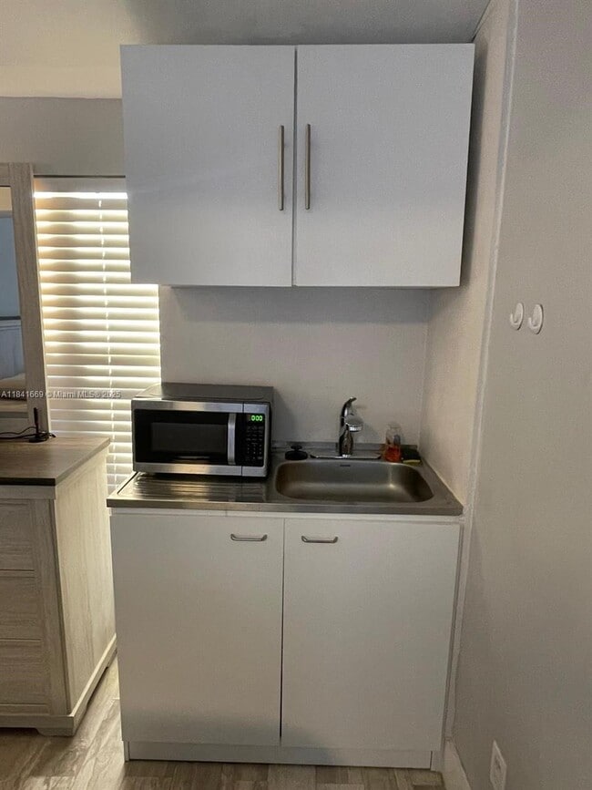Foto del edificio - 4610 SW 34th Dr
