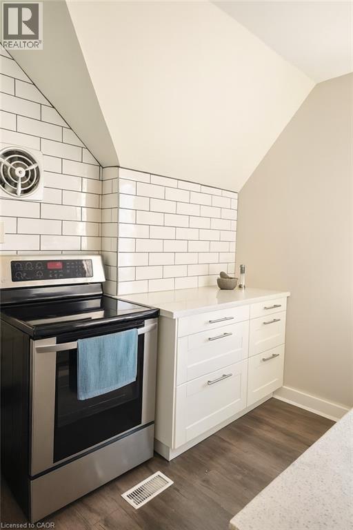 Photo du bâtiment - 63 Henry St