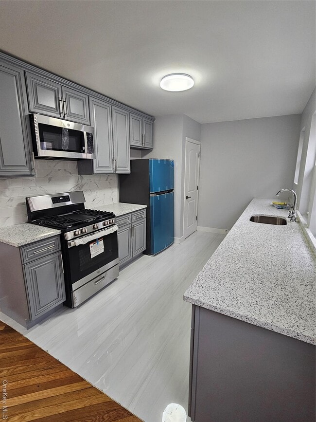 Building Photo - 78-32 87th Ave