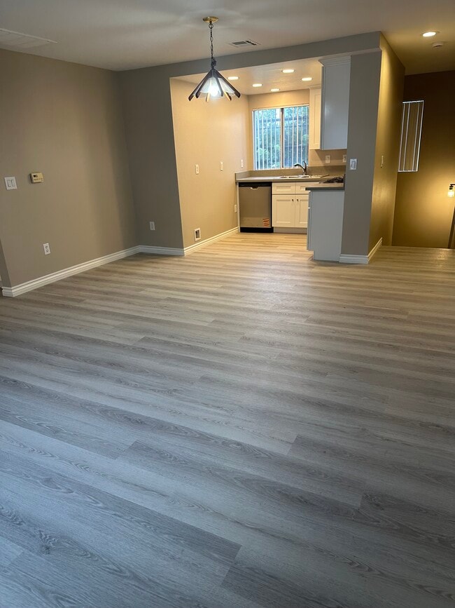 Building Photo - 20609 Seine Ave