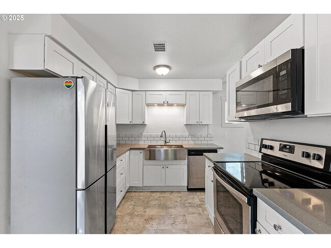 Foto del edificio - 1472 Wilson Ct