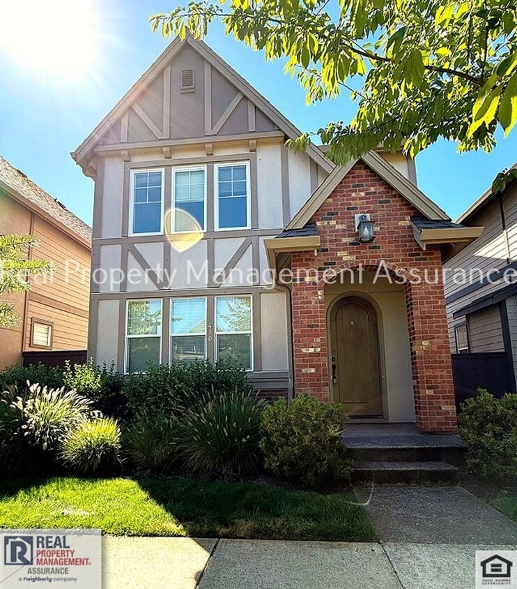 Primary Photo - 410 SW Basilone Terrace