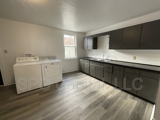 Foto del edificio - 246 Walnut St