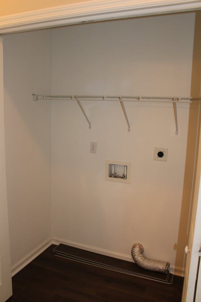 Foto del edificio - 1407 E 14th St