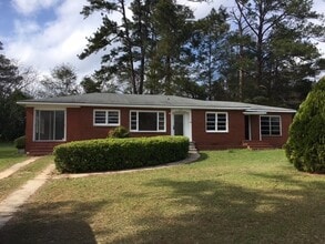 Building Photo - 1512 Harmon Dr