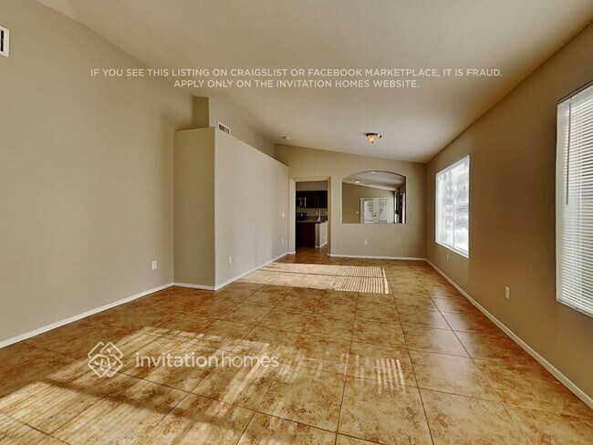 Building Photo - 8036 Radigan Ave