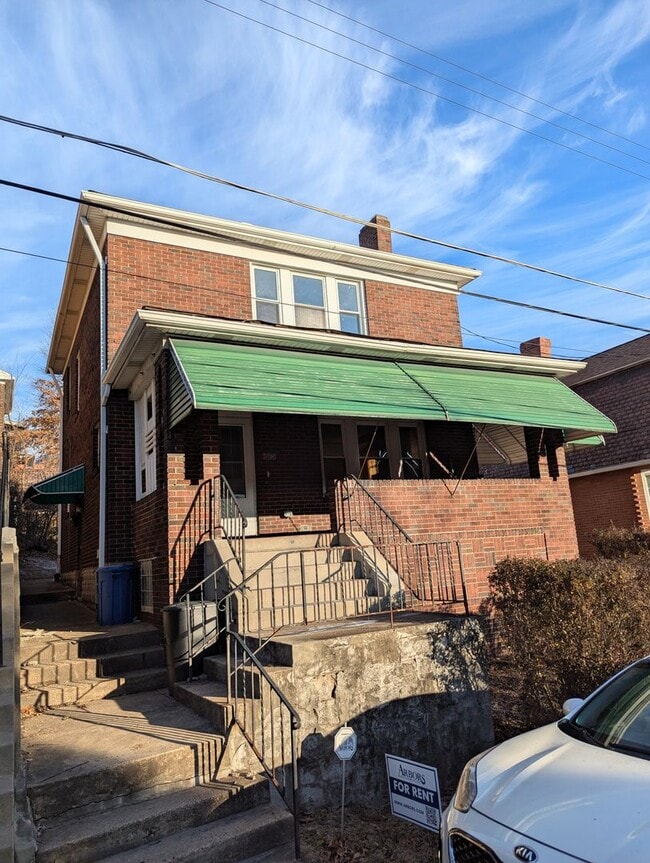 3 Bedroom 1.5 Bathroom House (Greenfield) - 3 Bedroom 1.5 Bathroom House (Greenfield)