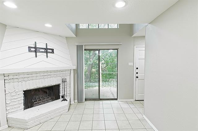 Building Photo - 889 Dublin Dr