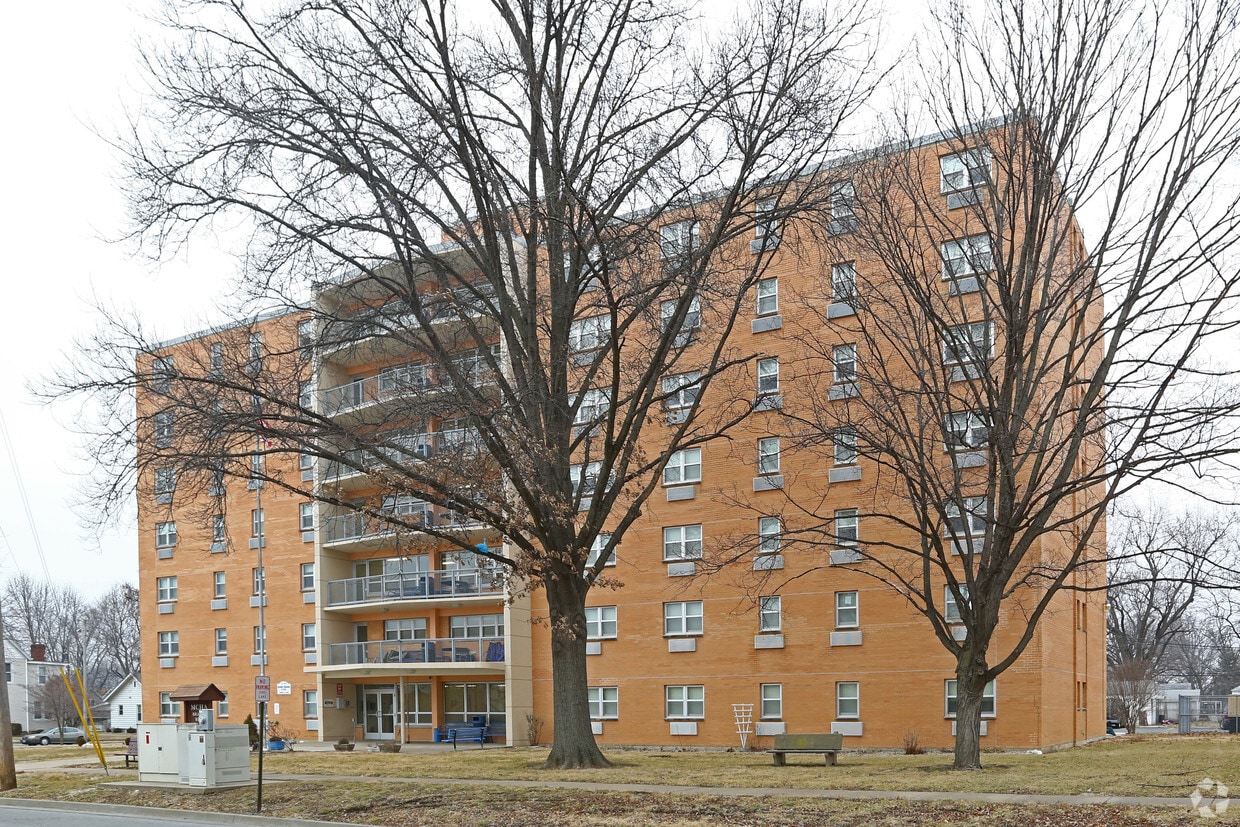 Building Photo - Braner Homes