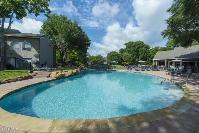 Foto del edificio - 3 br, 2 bath Condo - 2400 Old S Dr Flat  2...