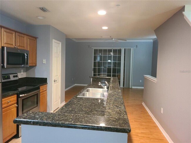 Building Photo - 5220 Hampton Beach Pl