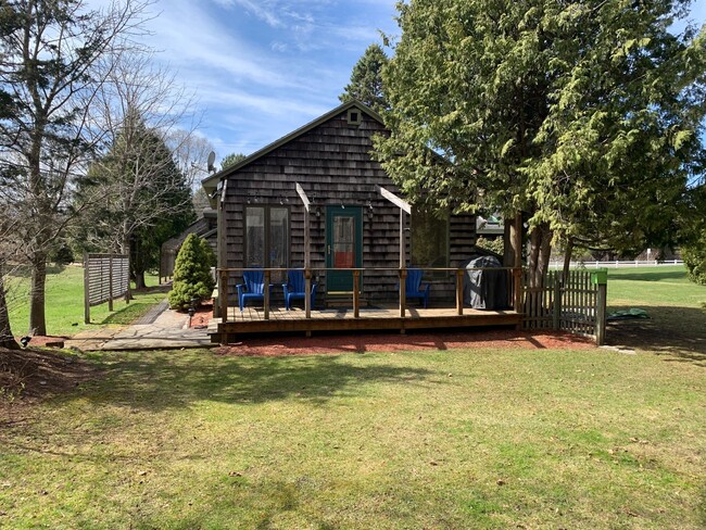 Building Photo - 941 S Brownell Rd