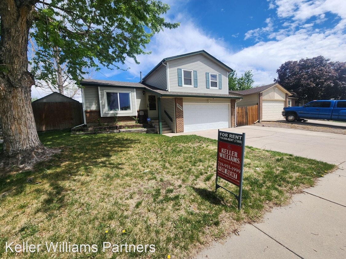 3 br, 2 bath House 3355 Bridgewater Dr House for Rent in Colorado