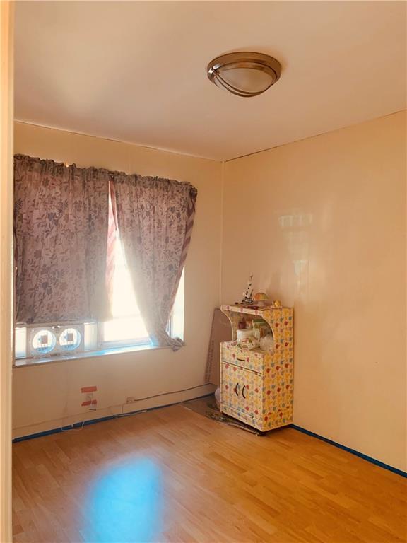 Foto del edificio - 2150 E 1st St