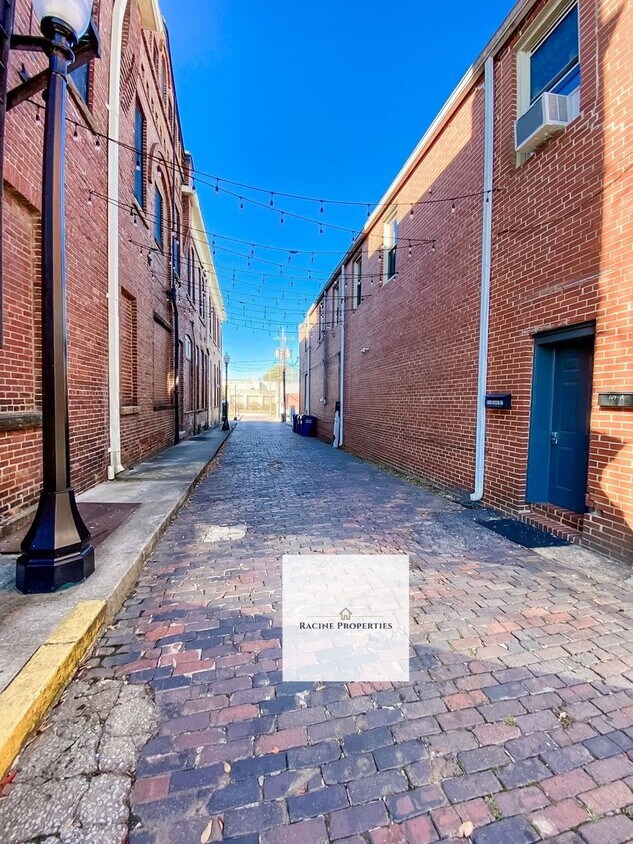 Foto principal - 104 Court St