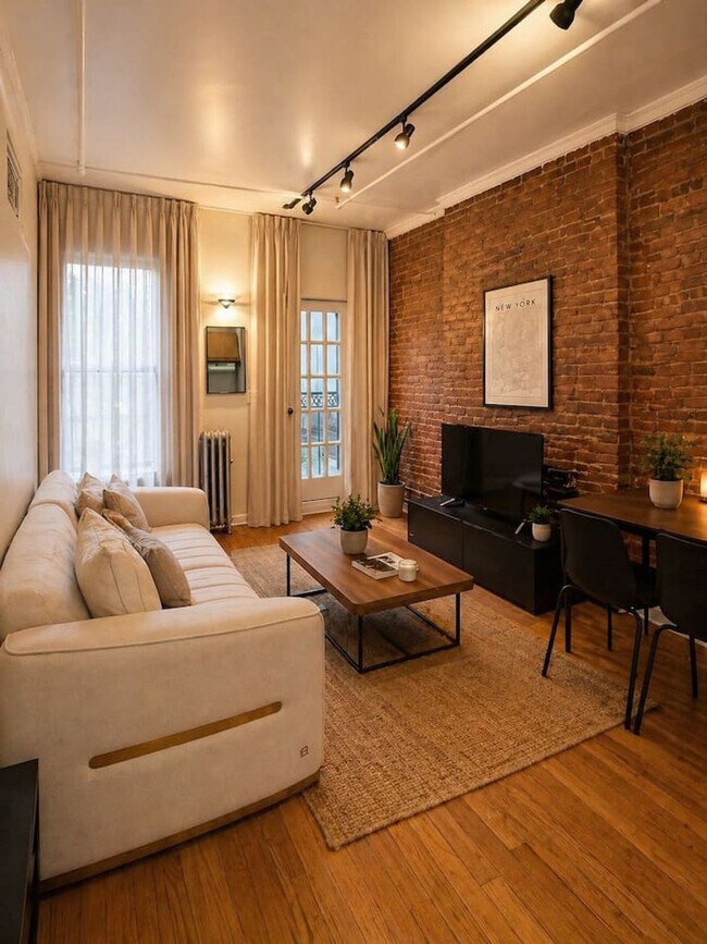 Foto del edificio - 156 W 15th St