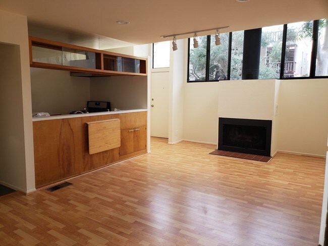 Living room - 37 Brooks Ave