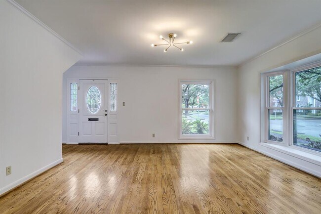 Foto del edificio - 6601 Brompton Rd