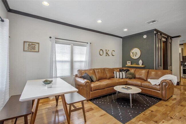 Foto del edificio - 2139 NW 13th St