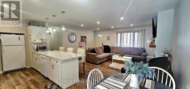 Building Photo - 110 Wolfe Trail