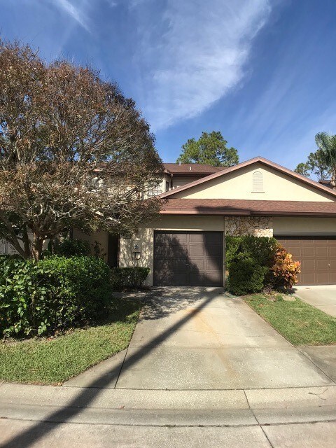 Foto principal - 128 Rose Bank Rd
