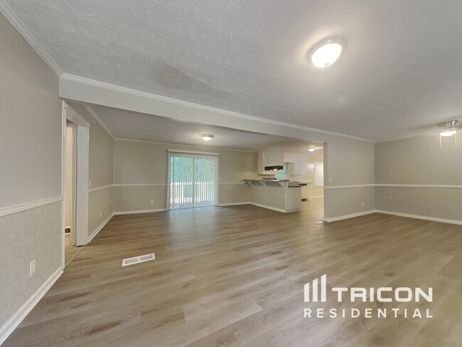 Foto del edificio - 5555 Richland Dr