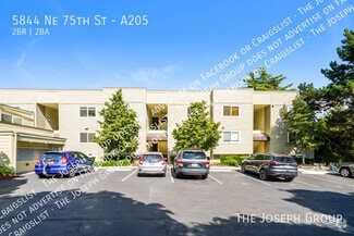 Building Photo - 5844 NE 75th St