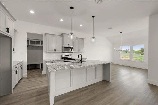 Building Photo - 701 Shadle Rd