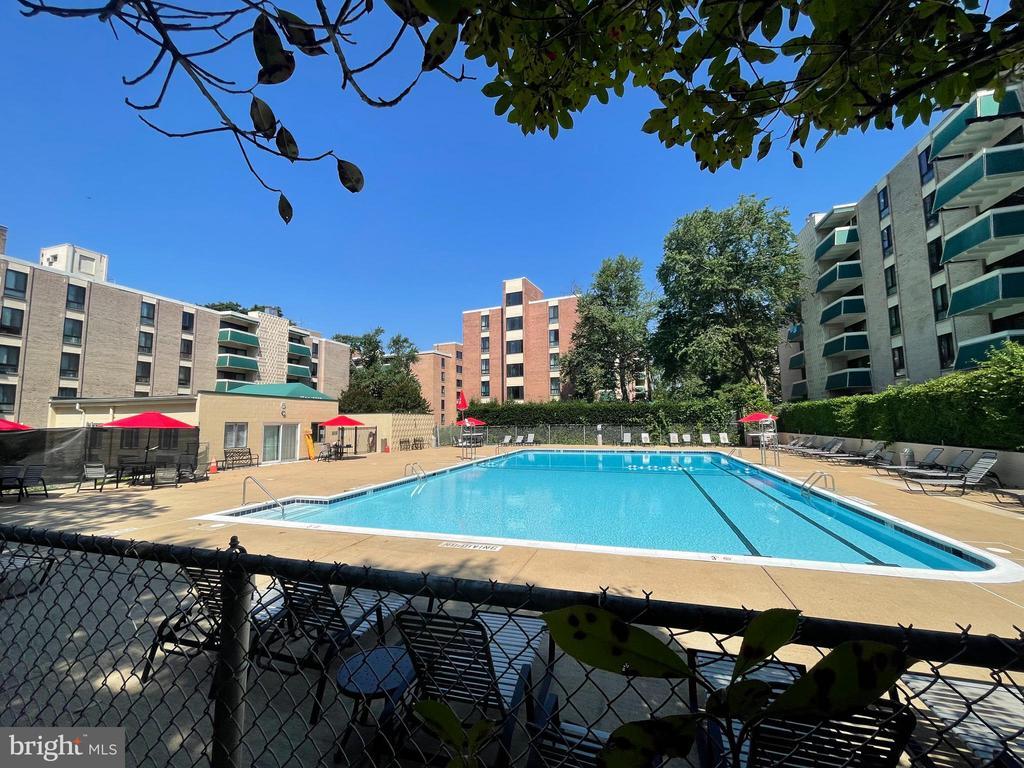 6139 Leesburg Pike Unit 107, Falls Church, VA 22041 Room for Rent in