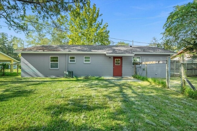 Foto del edificio - 21366 Anderson Rd