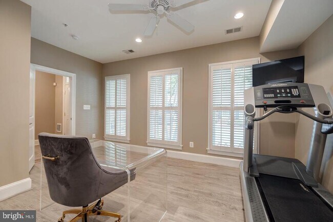 Foto del edificio - 712 Bracey Ln