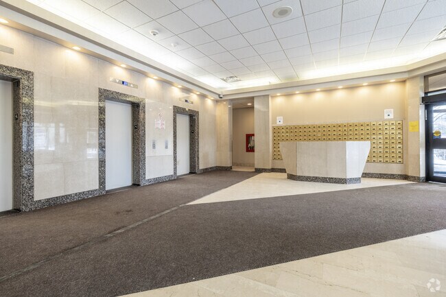 Hall d'entrée - The Citadel Apartments