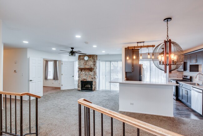 Building Photo - 340 Springlake Ln