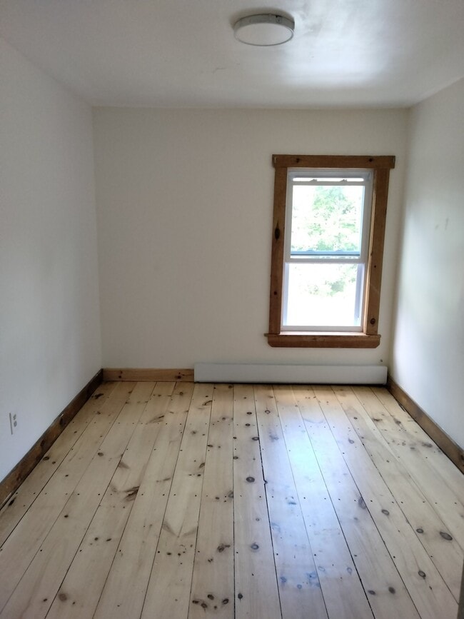 Building Photo - 308 NH-119