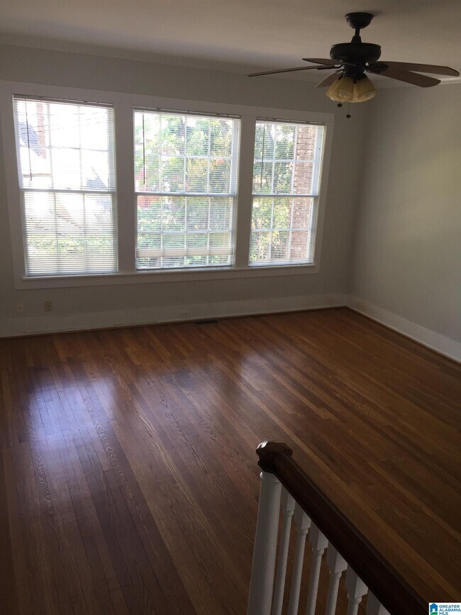 Building Photo - 1412 Smolian Pl
