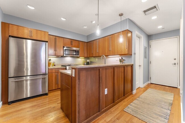 Foto del edificio - 125 B St