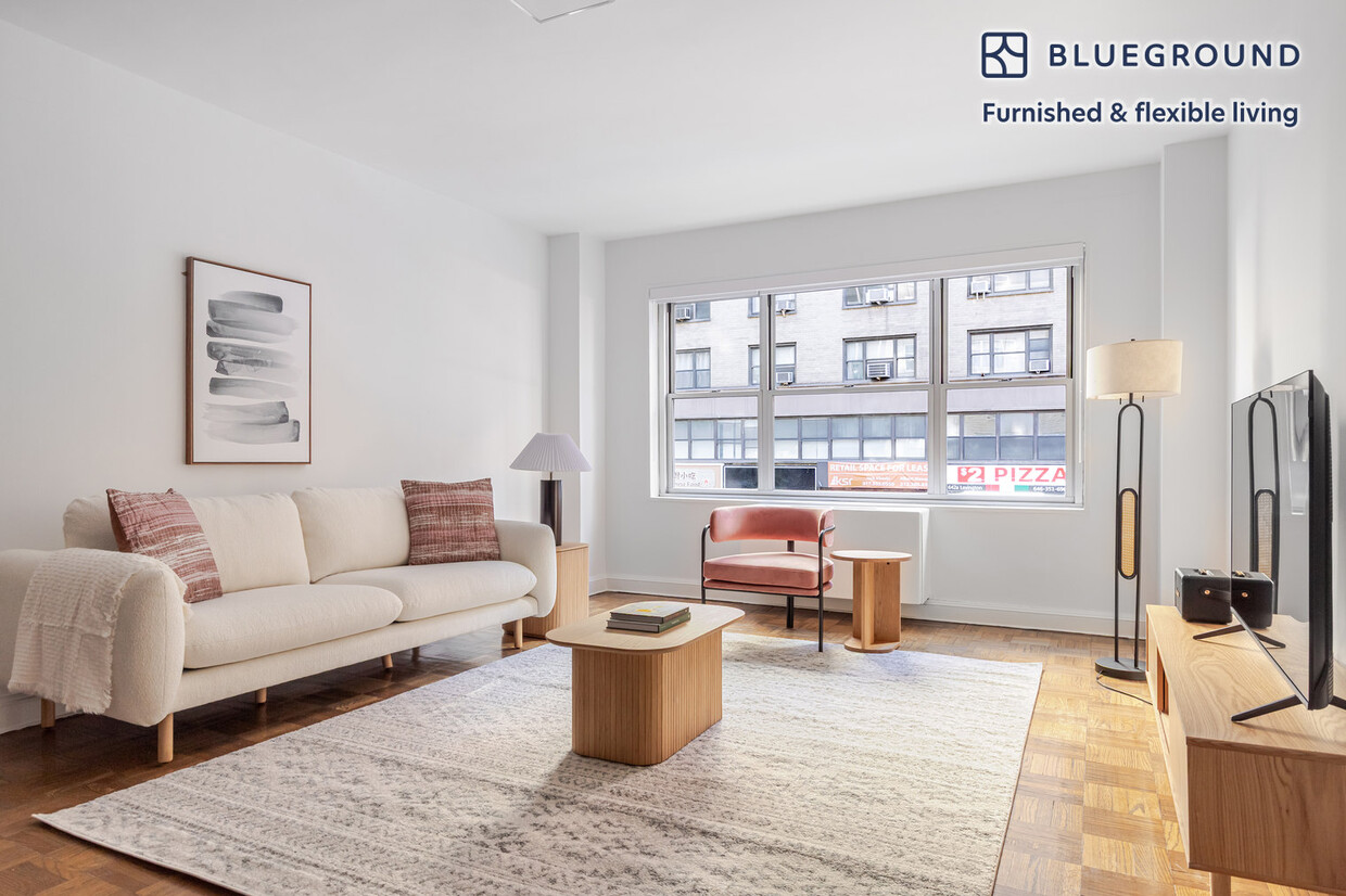 Primary Photo - 136 E 55th St