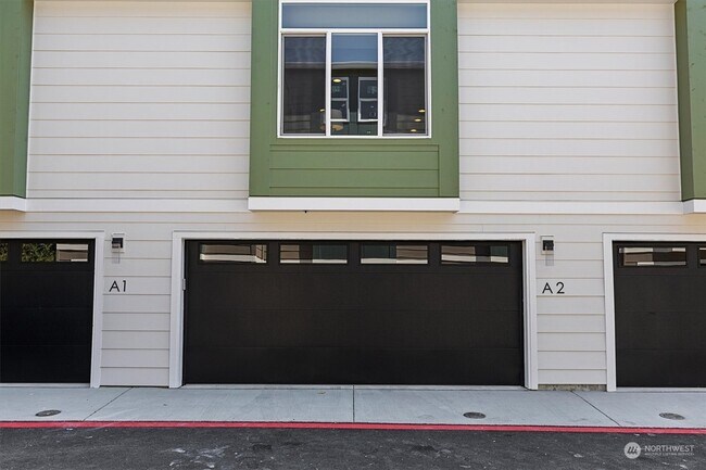 Building Photo - 17002-17013 13th Ave W