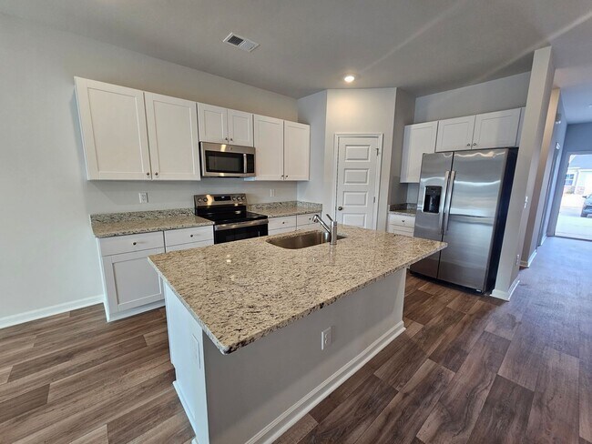 Foto del edificio - 8854 Mobile Ave NW