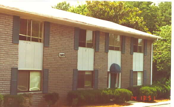 Foto del edificio - Hillcrest Apartments