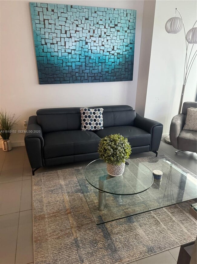 Building Photo - 1600 NE 1st Ave