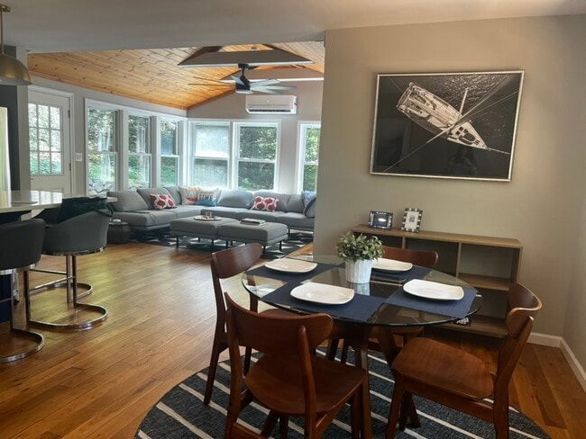 Living/Dining - 121 Green Pond Rd