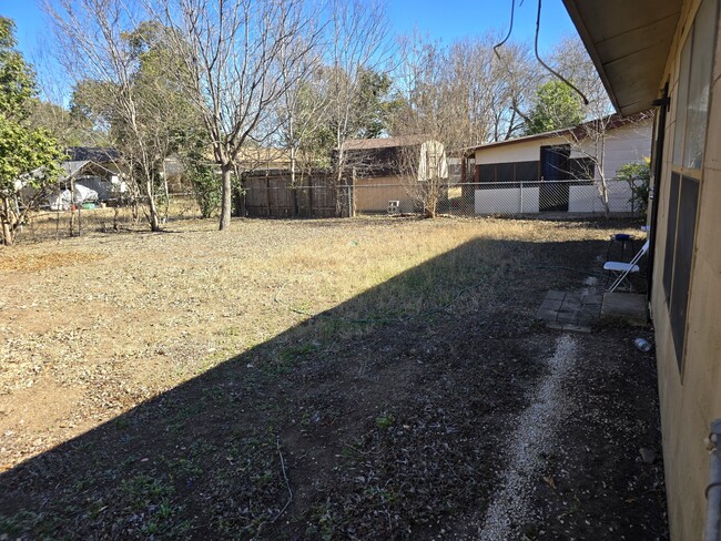 Building Photo - 7023 Greenberry Dr