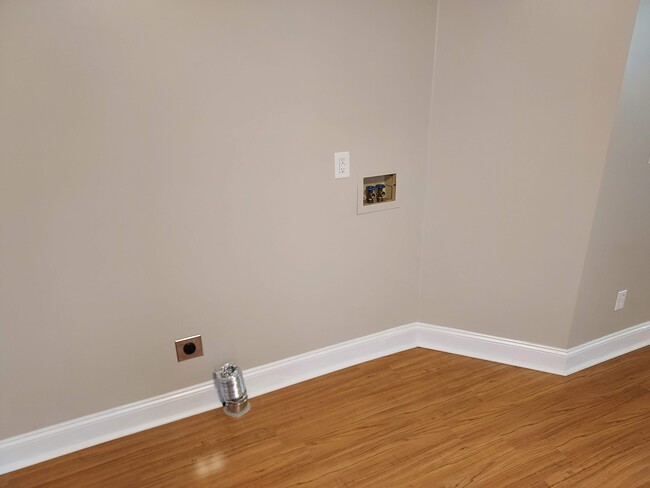 Foto del edificio - 120-122 Scotch Ct