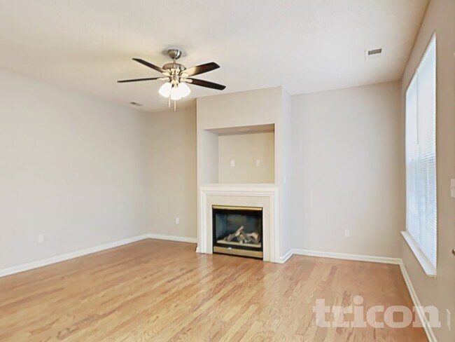Building Photo - 4531 Keeneland Ln