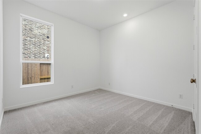 Building Photo - 4530 Sunny Hazel Ln