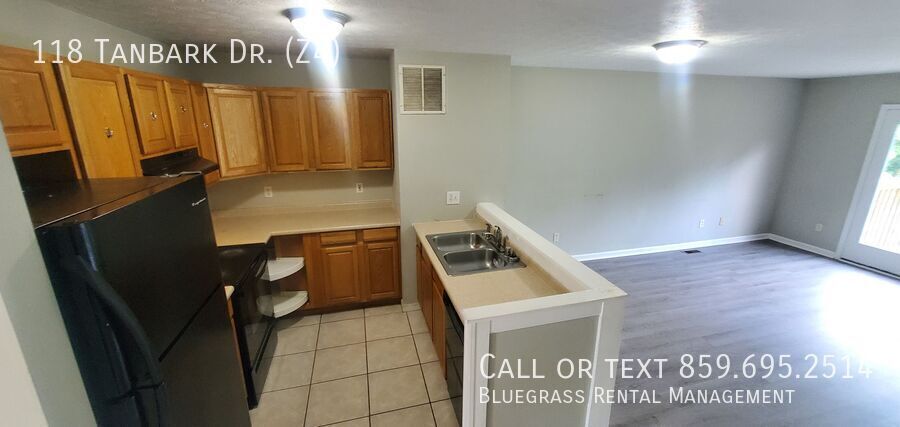 Primary Photo - 118 Tanbark Dr